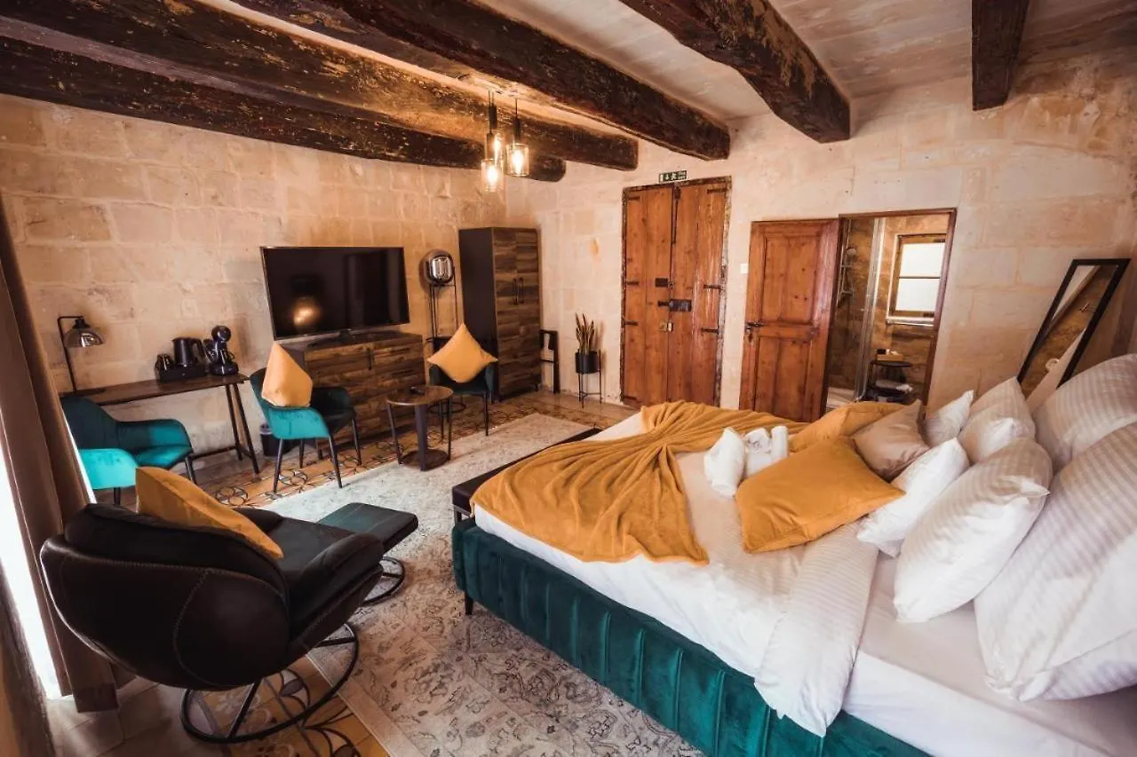 Luxury Year 1500S Palazzino In Valletta - Beautiful Rooftop Lounge Villa