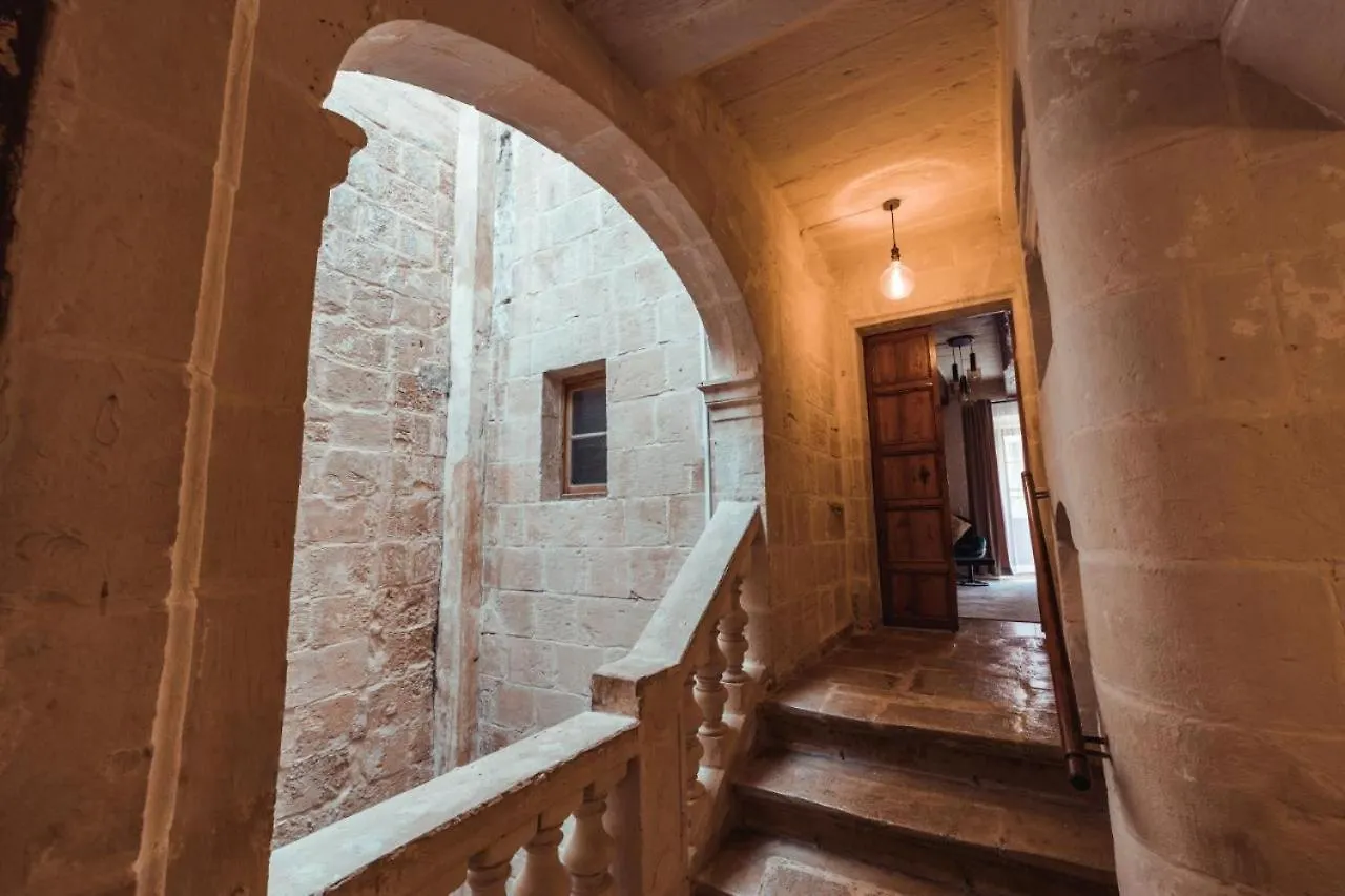Luxury Year 1500S Palazzino In Valletta - Beautiful Rooftop Lounge