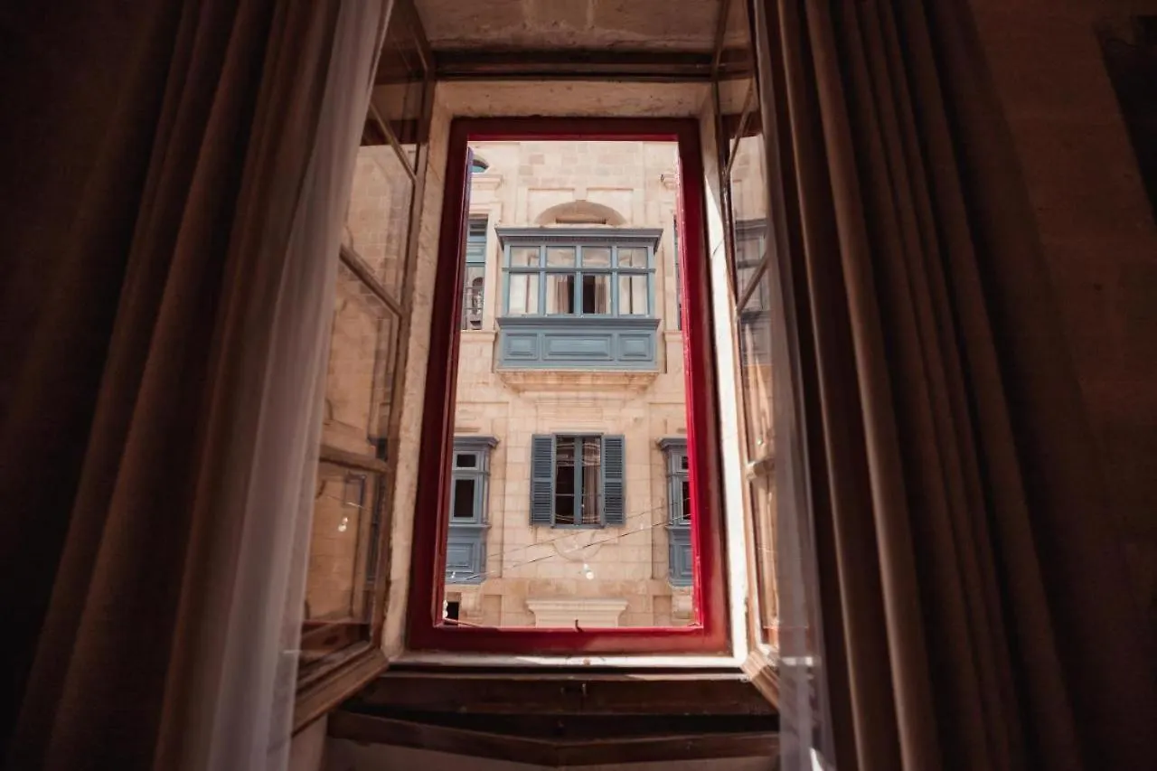 Luxury Year 1500S Palazzino In Valletta - Beautiful Rooftop Lounge Villa
